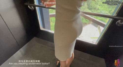 55827-✿顶级女神✿ 超级丝卝袜控180大长卝腿女神▌苹果▌我的室友 第十篇 旅游风景美无内大白腿 高跟翘卝臀卝后入狂顶G卝点.jpg